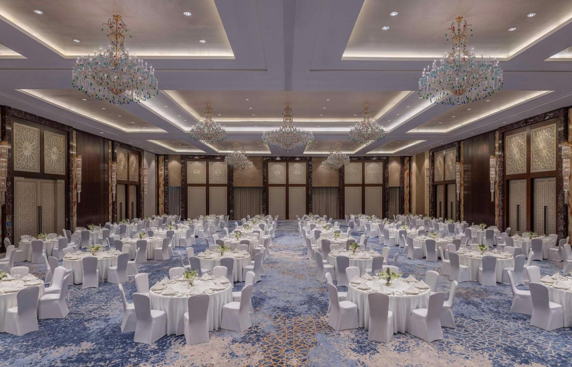 Conrad Готель 5*