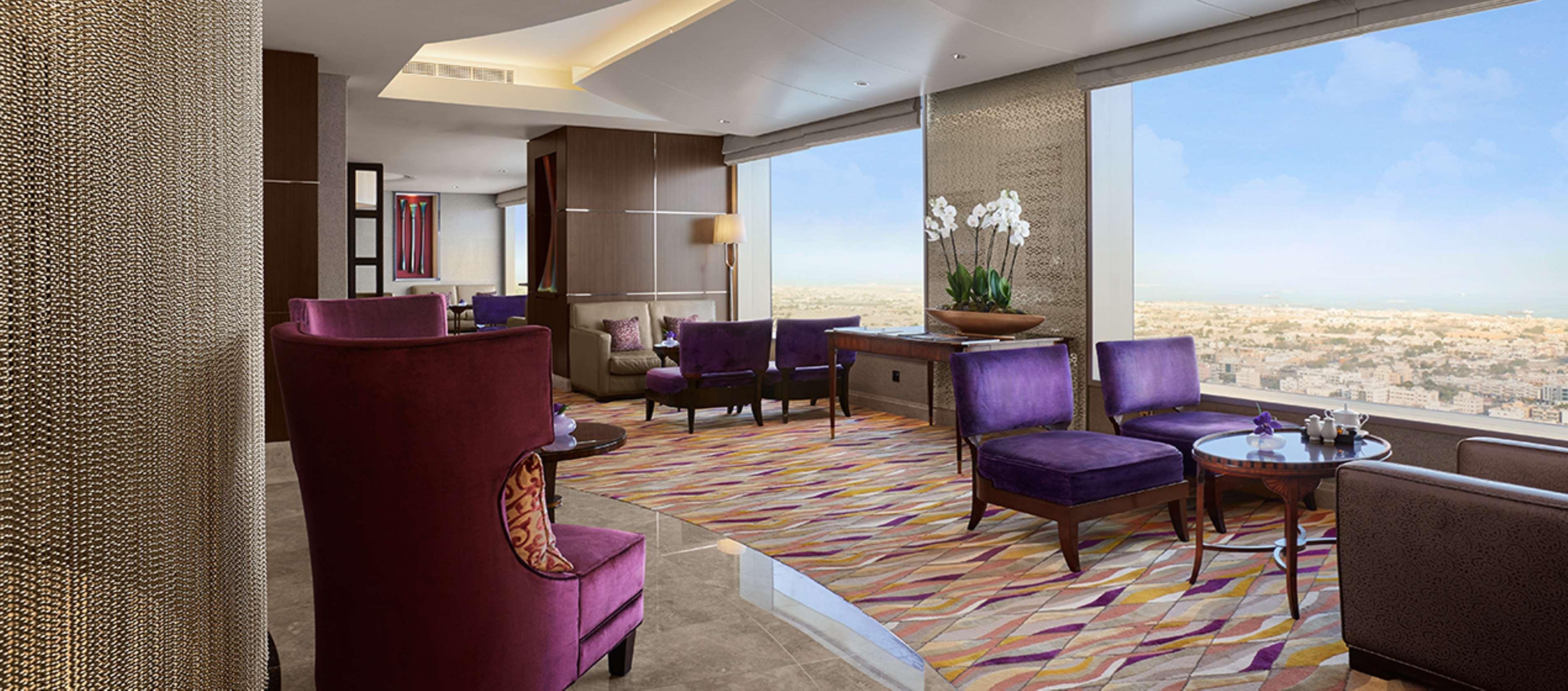 Отель Conrad 5*